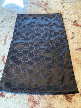 GUCCI Dust Bag .